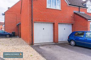 garage- click for photo gallery